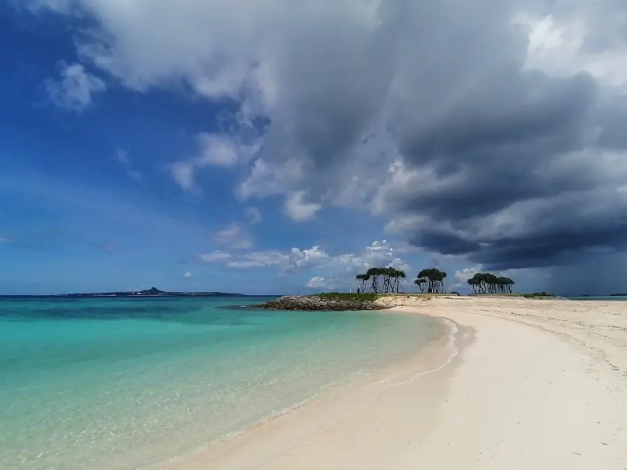 Пляж Emerald beach